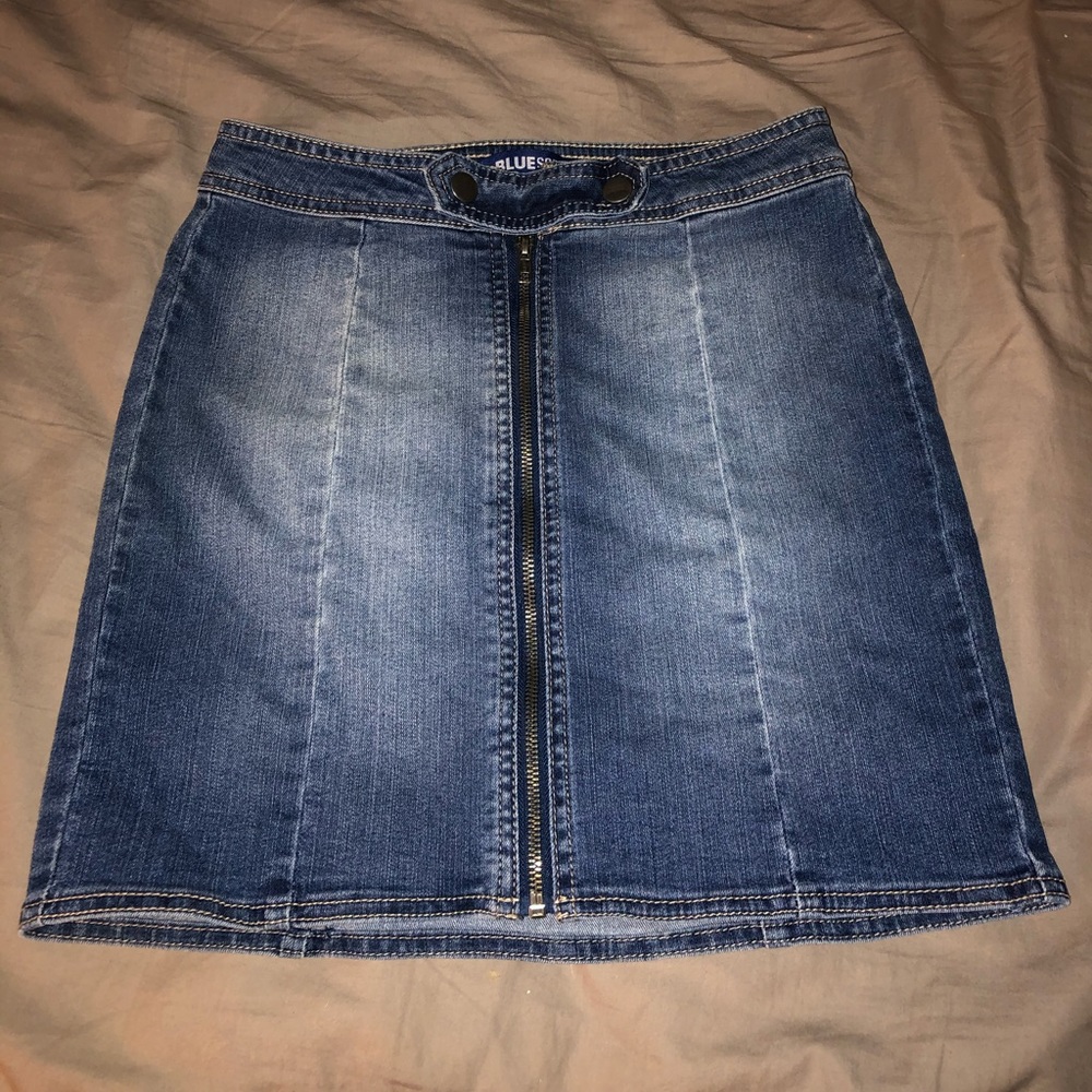 a fitted short skirt